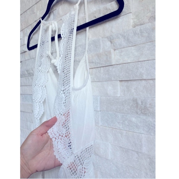 White Crochet Lace Open Back Boho Mini Dress - Picture 6 of 11